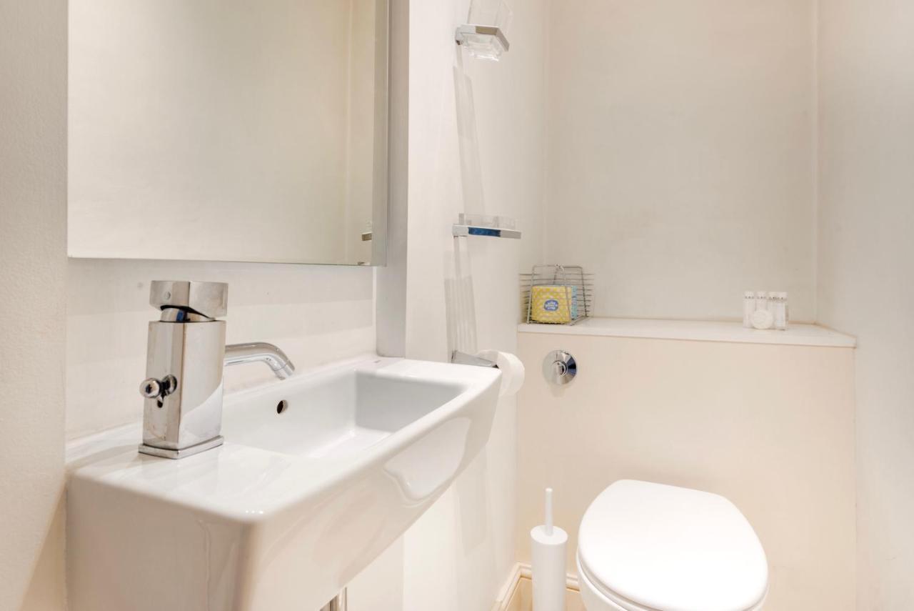 Classy And Spacious One Bedroom Flat In Amazing Location London Exterior photo